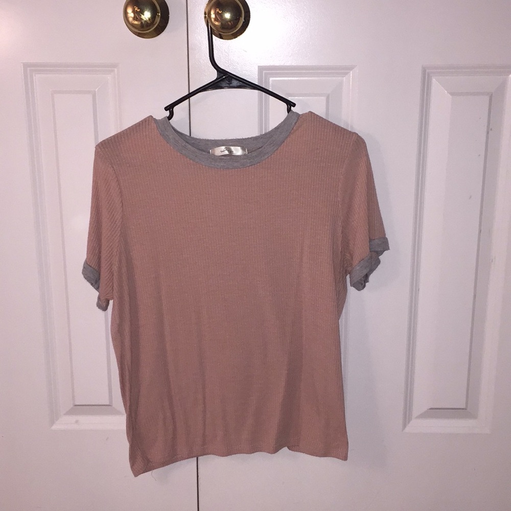Pink tee